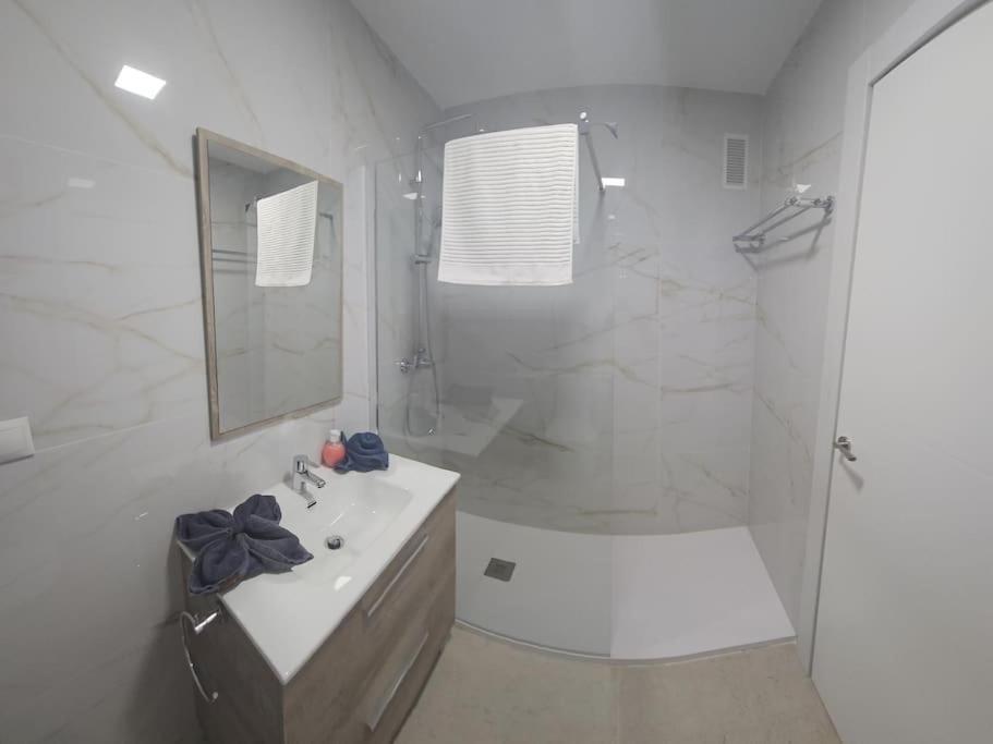 Tao City Center Apartment With Fee Wifi And Air Con By Namaste Elite Torremolinos Exteriér fotografie